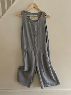 Flowy Grey Sleeveless Linen Cropped Jumpsuit small